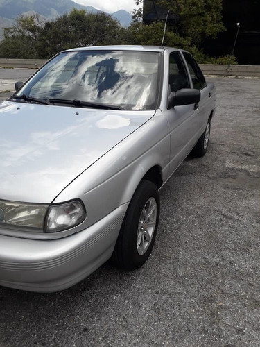 Nissan Sentra B13