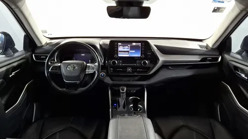 Toyota Highlander 3.5 XLE AUTO