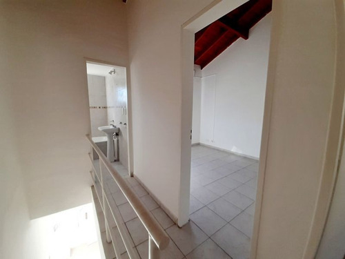 Imagen 9 de 14 de Casa En Venta En José C Paz