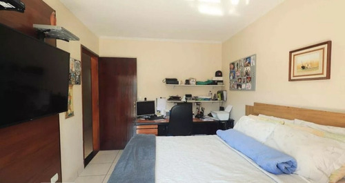 Imagem 8 de 17 de Sobrado Com 2 Dormitórios À Venda, 122 M² Por R$ 530.000,00 - Vila Scarpelli - Santo André/sp - So1622