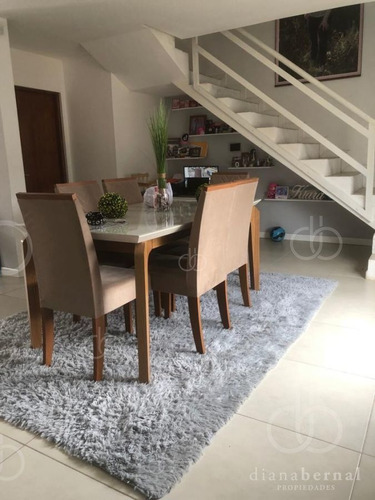 Imagen 3 de 20 de Punta Del Este, Pinares, Chalet Tradicional De 4 Dormitorios.