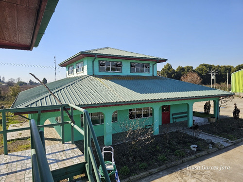 Bodega Con Oficinas Y Patio Pavimentado En Cabrero