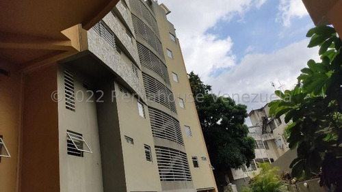 Imagen 12 de 17 de Apartamento En Alquiler Los Naranjos De Las Mercedes Mls#22-24878 Karlek Fernandez 04241204308