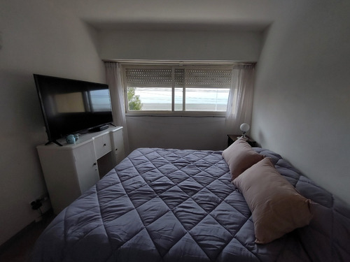 Imagen 2 de 13 de Duplex 3 Habs. / Zona Residencial Frente Al Mar En Puerto Madryn + Cochera Techada