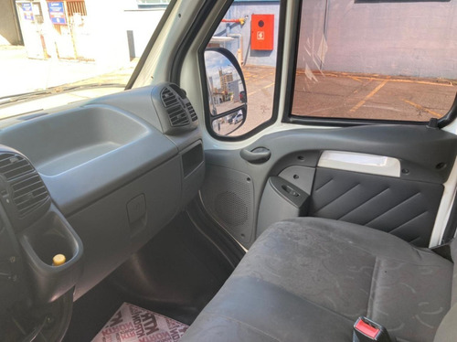 Imagem 10 de 15 de Fiat Ducato Cargo Furgão Ano 2014 Motor Novo