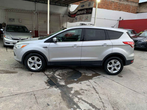 Imagen 2 de 10 de Ford Escape 2014 5p Se Advance L4/2.5 Aut