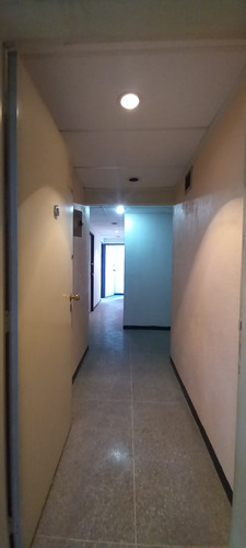 Imagen 4 de 14 de Oficina En Venta En La Torre Maracaibo (efi)