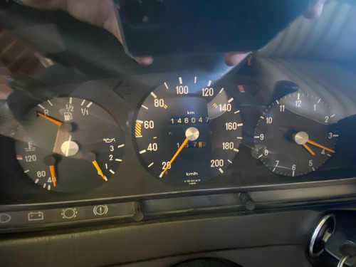 Imagen 8 de 15 de Mercedes Benz 250 W123 1981
