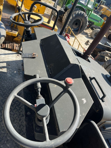 Compactador Bomag Bw24r