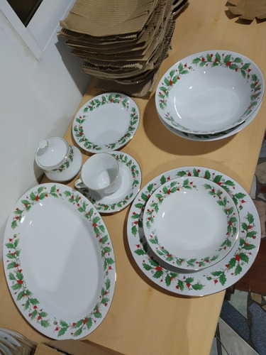 Imagen 2 de 4 de Vajilla Porcelana Navidad 8 Personas 44 Piezas Oferta