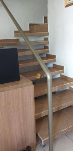 Sobrado Com 3 Quartos Sendo 1 Suíte Em Condominio Com Localização Muito Boa À Venda, 79 M² Por R$ 580.000 - Mansões Santo Antônio - Campinas/sp - Ca12839