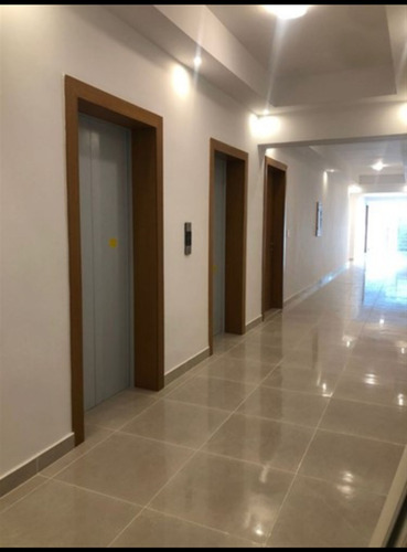 Apartamento De 3 Habitaciones En Bella Vista