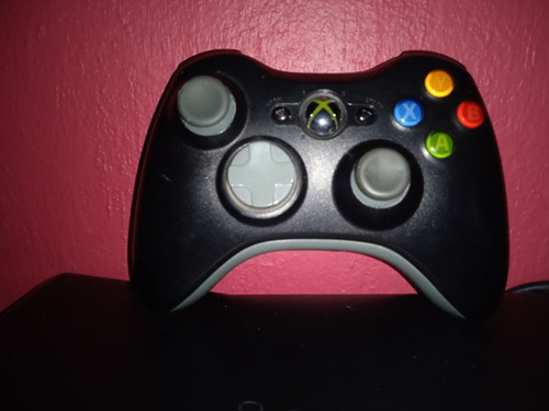 Xbox360 Slim +kinect Con 2 Juegos Y 2 Controles Inalámbricos (Usado)
