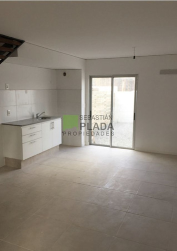 Imagen 11 de 15 de Duplex 2 Dormitorios A Estrena En Altos De La Laguna