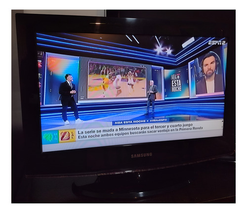 Tv Samsung Lcd 22 Impecable + Cable + Control + Manual (Usado)