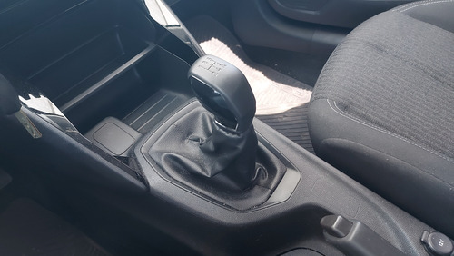 Peugeot 208 1.6L LIKE PACK