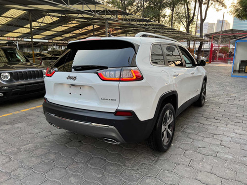 Imagen 3 de 15 de Jeep Cherokee 2.4 Limited Plus