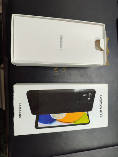 Celular Galaxy A03 Samsung Seminuevo