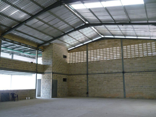 Imagen 6 de 9 de Alquilo Galpón Calle Bolivar En La Carpiera Cagua Cod 23-5586