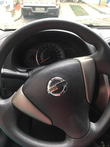 Nissan March 1.0 S