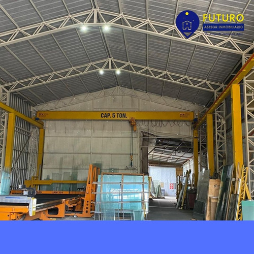 Se Arrienda Bodega En Pueblo Nuevo, Calle Centenario A Metro