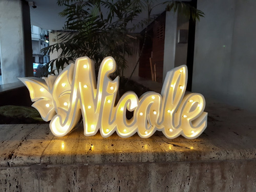 Nombres Iluminados 6 Letras 15 Cm Polyfan Luces Tu Nombre