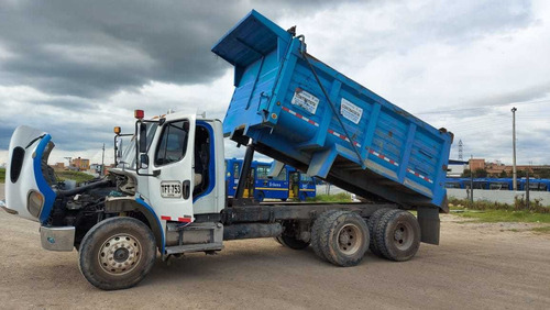 Freightliner Volqueta