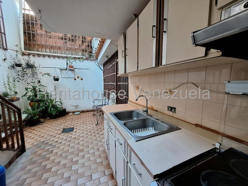 Oportunidad De Inversión Casa En Venta Urb Las Acacias Zona Comercial 25-12564 Hc