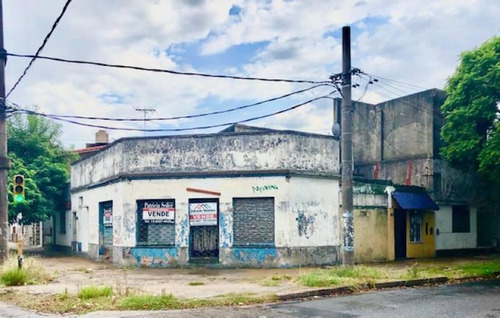 Imagen 2 de 3 de Venta Esquina Comercial - Haedo - Local Mas Vivienda - A Reciclar - Oportunidad