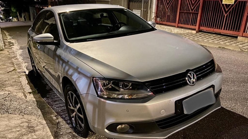 Imagem 6 de 13 de Volkswagen Jetta 2013 2.0 Comfortline Flex 4p Automática