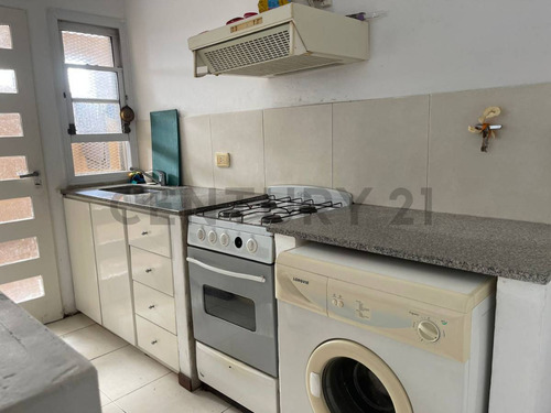 Depto Dos Dormitorios En Venta Calle 123 Entre 61 Y 62 (la Plata, Buenos Aires)