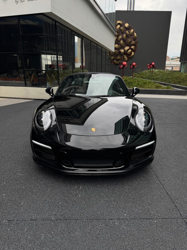 Porsche 911 3.0 Carrera Targa 4 Gts Pdk At