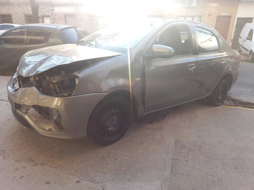 Imagen 11 de 11 de Toyota Etios Xs 1.5 Sedan