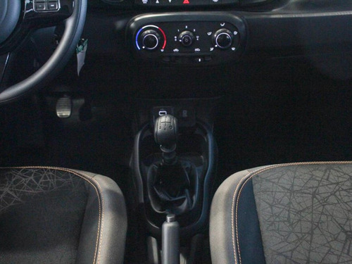 Fiat Mobi 1.0 Trekking Flex 5P