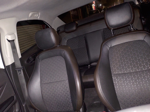 Imagem 10 de 10 de Chevrolet Prisma 2015 1.4 Ltz 4p