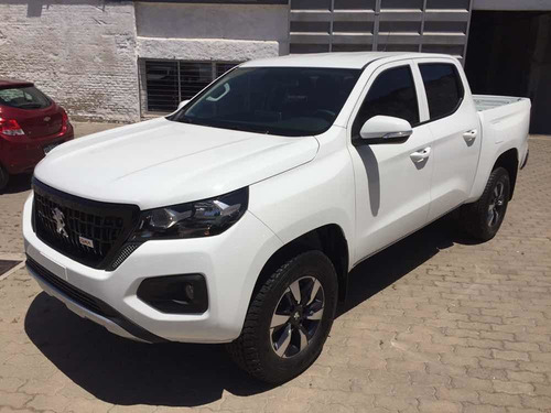 Imagen 2 de 15 de Peugeot Landtrek 2.4 Turbo Active 4x2