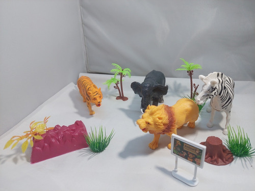 Set De 4 Animales Salvajes, León, Tigre, Etc, Más Accesorios