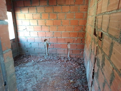 Imagen 9 de 15 de ¡venta! Lote De Terreno Con Bienhechuría En Charallave