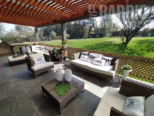 Imagen 8 de 30 de Casa En Venta De 6 Dorm. En Colina
