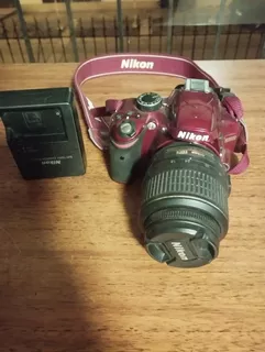 Nikon Kit D3200 + Lente Color Rojo