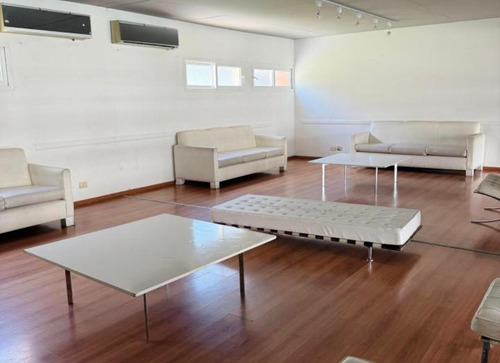 Departamento En Venta En San Isidro - Vias/rolon