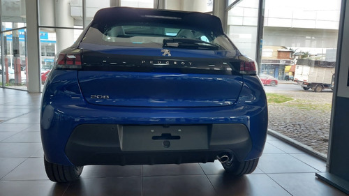 Imagen 3 de 15 de Peugeot 208 Feline Mc