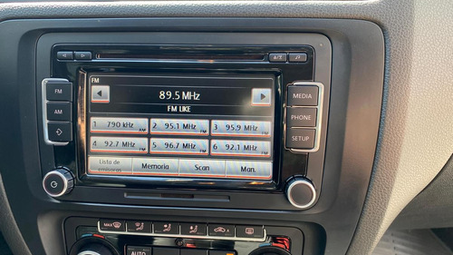 Volkswagen Vento 2.5 Luxury 170cv