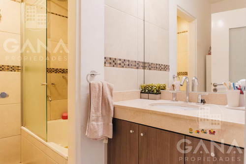 Venta Casa Fisherton - 3 Dormitorios Con Jardín Y Parrilla.