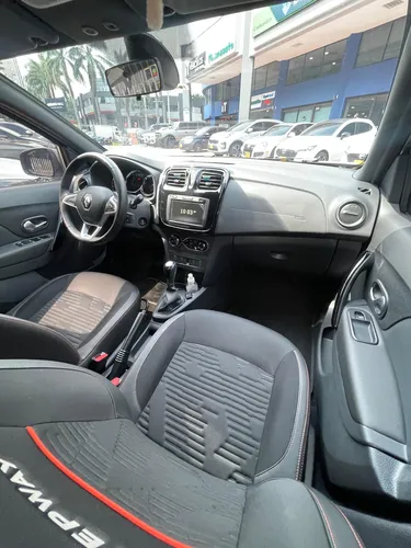 Renault Stepway 1.6 Dynamique / Intens Automática