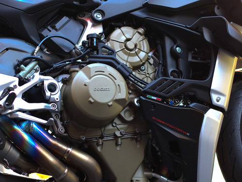 Ducati Streetfighter V4s 2022