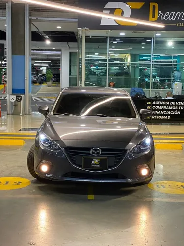 Mazda 3 2.0 Touring Mt