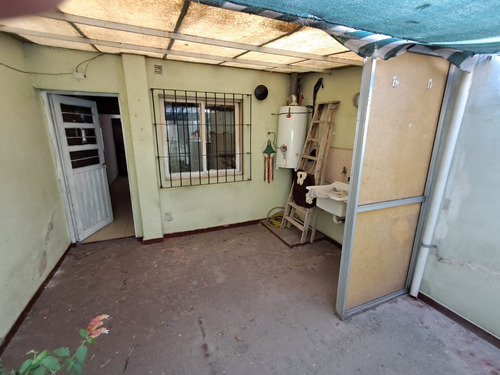 Venta Duplex En Moron, A 7 Cuadras De Av Rivadavia