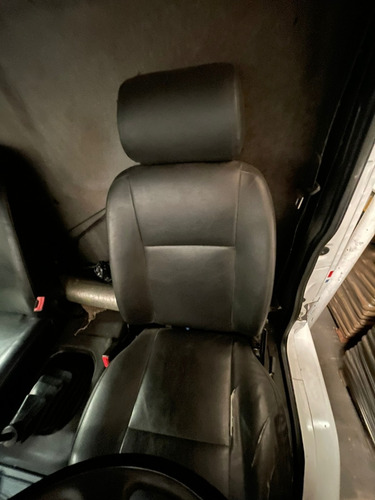 Imagen 8 de 16 de Ford Cargo 915