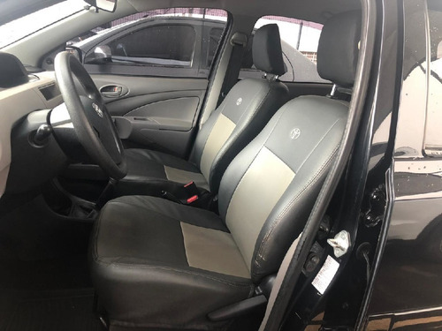 Toyota Etios Hatch X 1.3 16v(flex)